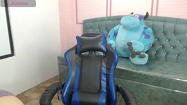 stephania t online show from 02-07-25, 10:40