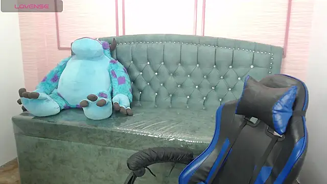 stephania t online show from 02-13-25, 10:23