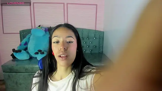 stephania t online show from 03-22-25, 10:49