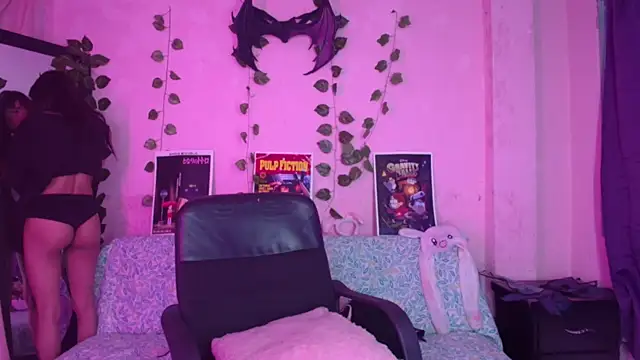 Snapshot of Gaby_Tailor chatting on 01-18-25, 03:59 Gaby Tailor online show from 01-18-25, 03:59