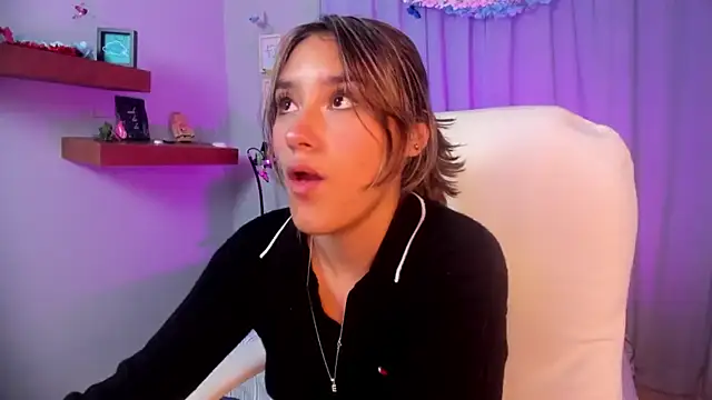  Sophie  miller online show from 04-20-26, 07:59