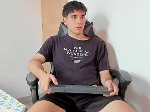 leo030809 online show from 01-02-25, 06:34