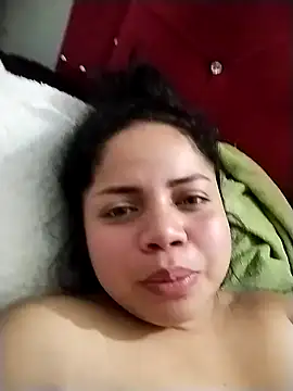 Snapshot of Elaa_euphoria chatting on 12-22-24, 04:17 Elaa euphoria online show from 12-22-24, 04:17