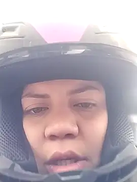 Snapshot of Elaa_euphoria chatting on 12-22-24, 07:21 Elaa euphoria online show from 12-22-24, 07:21