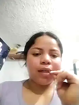 Snapshot of Elaa_euphoria chatting on 12-23-24, 10:12 Elaa euphoria online show from 12-23-24, 10:12
