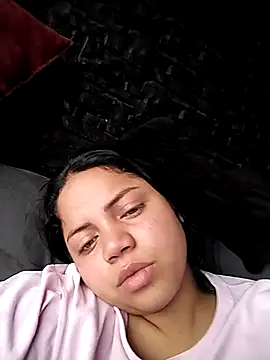 Snapshot of Elaa_euphoria chatting on 12-25-24, 07:02 Elaa euphoria online show from 12-25-24, 07:02