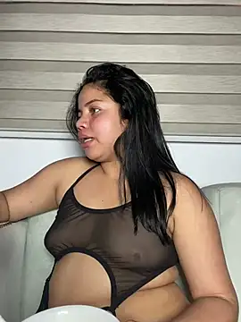 Snapshot of Elaa_euphoria chatting on 12-27-24, 12:50 Elaa euphoria online show from 12-27-24, 12:50