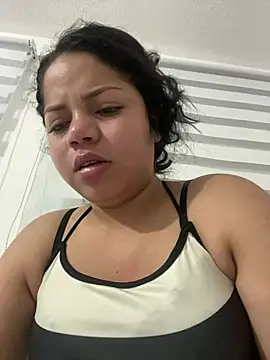 Snapshot of Elaa_euphoria chatting on 01-03-25, 12:52 Elaa euphoria online show from 01-03-25, 12:52