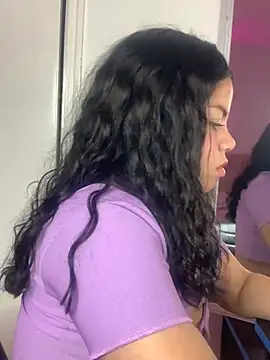 Snapshot of Elaa_euphoria chatting on 01-04-25, 01:52 Elaa euphoria online show from 01-04-25, 01:52