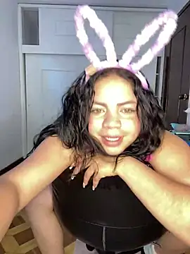 Snapshot of Elaa_euphoria chatting on 01-10-25, 10:15 Elaa euphoria online show from 01-10-25, 10:15