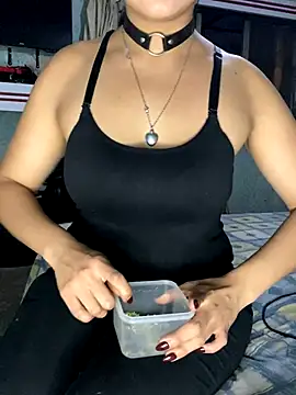 Effyvice13 online show from 09-27-25, 02:38