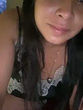 Snapshot of Effyvice13 chatting on 05-19-26, 07:42 Effyvice13 online show from 05-19-26, 07:42