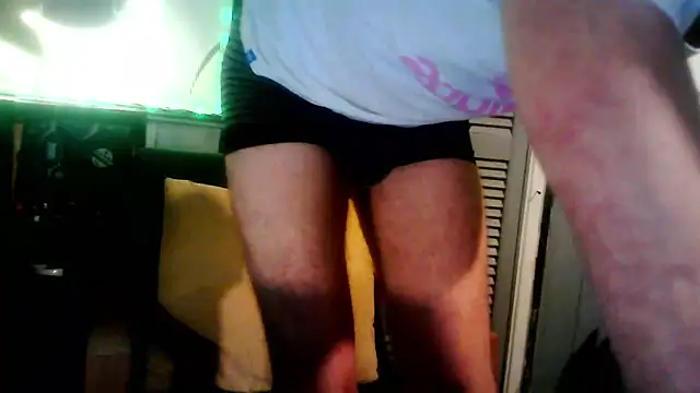 Snapshot of unclestefansdick chatting on 09-19-25, 02:13 unclestefansdick online show from 09-19-25, 02:13