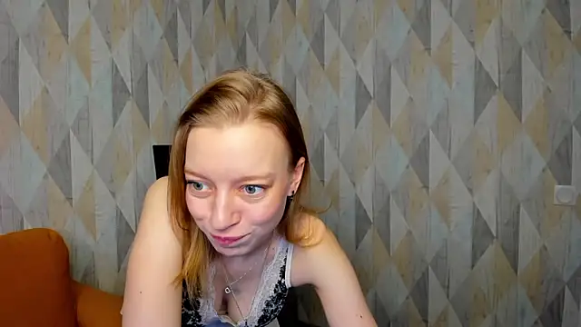 Michelle Blond online show from 02-07-25, 10:19