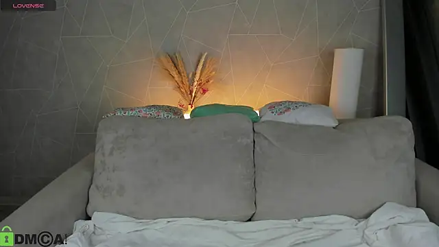 Michelle Blond online show from 03-21-26, 07:57