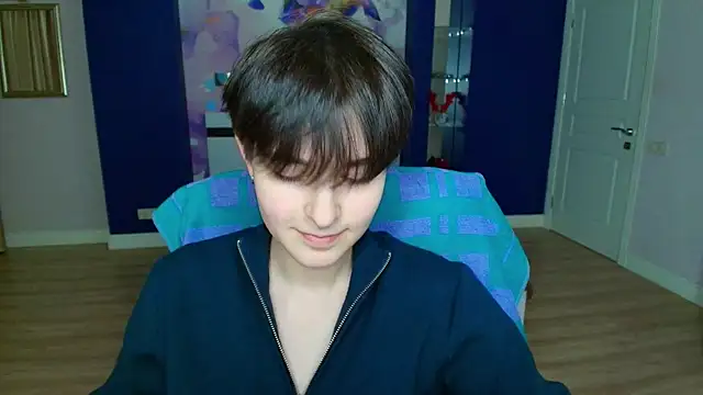 Snapshot of EmiliaYours chatting on 01-27-25, 03:50 EmiliaYours online show from 01-27-25, 03:50