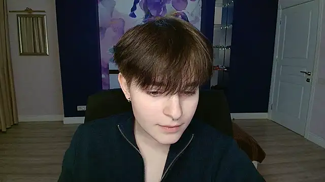 Snapshot of EmiliaYours chatting on 03-11-25, 04:29 EmiliaYours online show from 03-11-25, 04:29