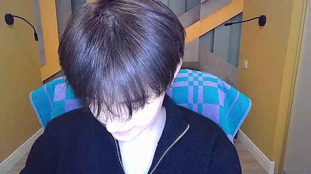 Snapshot of EmiliaYours chatting on 03-22-25, 04:26 EmiliaYours online show from 03-22-25, 04:26