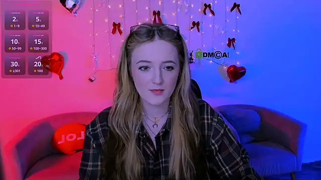 luna berryy online show from 04-11-26, 07:18