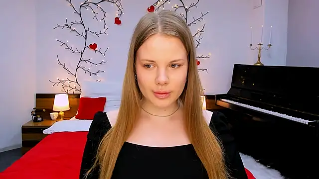 holy kitty online show from 03-07-25, 06:13