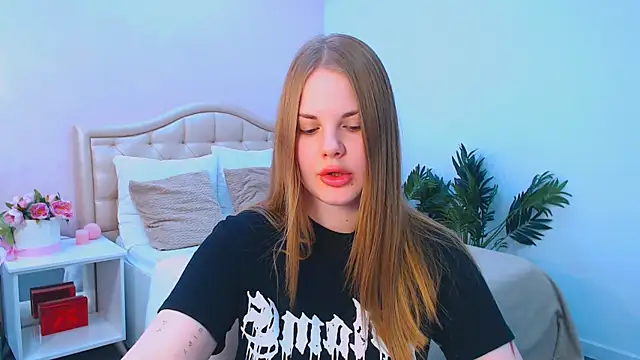 holy kitty online show from 10-28-25, 01:25