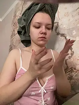 JennyPortman online show from 02-03-25, 04:04