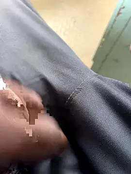 Snapshot of tamil000000 chatting on 11-08-25, 03:29 tamil000000 online show from 11-08-25, 03:29