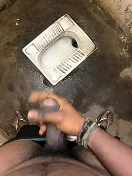 Snapshot of tamil000000 chatting on 12-23-25, 01:47 tamil000000 online show from 12-23-25, 01:47