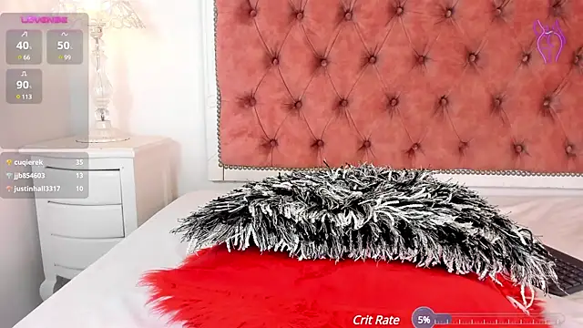 Snapshot of amberlitle chatting on 02-25-25, 03:05 amberlitle online show from 02-25-25, 03:05