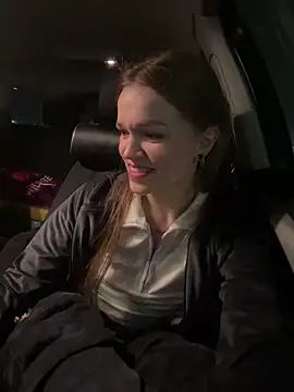 Snapshot of KitteCat chatting on 12-26-24, 02:48 KitteCat online show from 12-26-24, 02:48