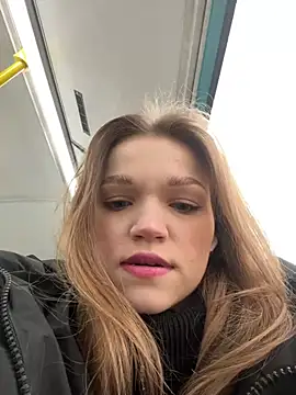 Snapshot of KitteCat chatting on 02-11-25, 09:20 KitteCat online show from 02-11-25, 09:20