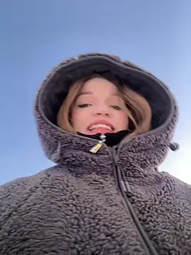 Snapshot of KitteCat chatting on 02-14-25, 03:05 KitteCat online show from 02-14-25, 03:05