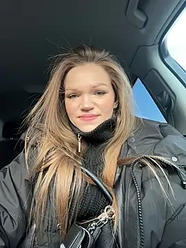 Snapshot of KitteCat chatting on 02-26-25, 09:32 KitteCat online show from 02-26-25, 09:32