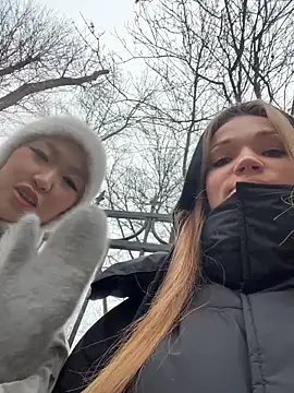 Snapshot of KitteCat chatting on 12-15-25, 09:02 KitteCat online show from 12-15-25, 09:02