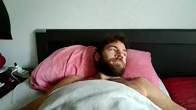 alpha-hunk online show from 11-02-25, 09:33