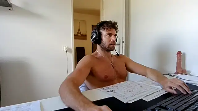 alpha-hunk online show from 04-21-26, 01:17