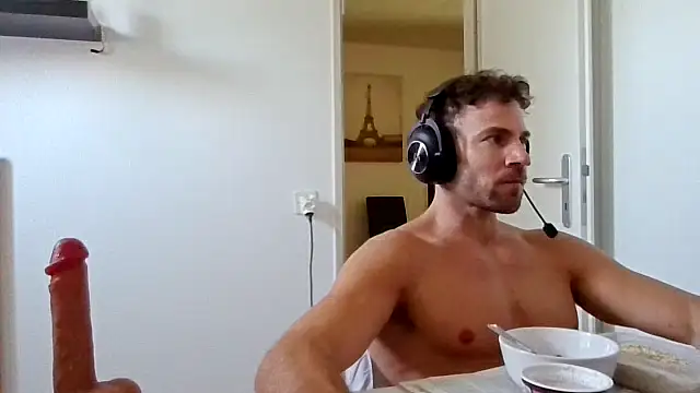 alpha-hunk online show from 05-25-26, 10:43