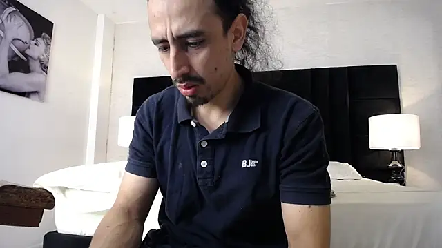 Sr Magnus  online show from 02-19-25, 12:44