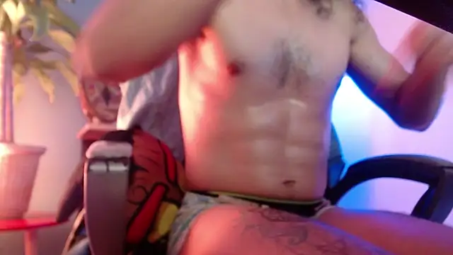 Sr Magnus  online show from 03-19-25, 07:40