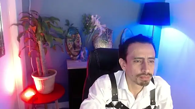 Sr Magnus  online show from 03-21-25, 04:06