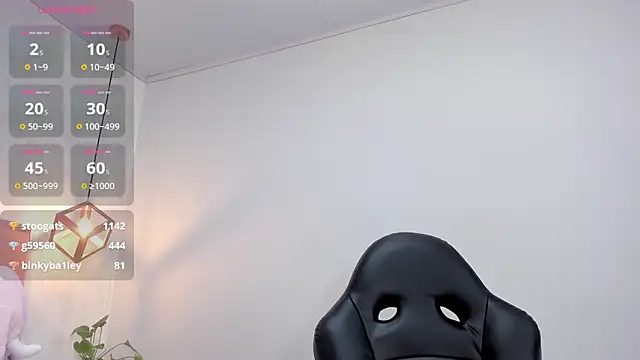 Snapshot of MAYROBERTSS chatting on 12-07-24, 03:30 MAYROBERTSS online show from 12-07-24, 03:30