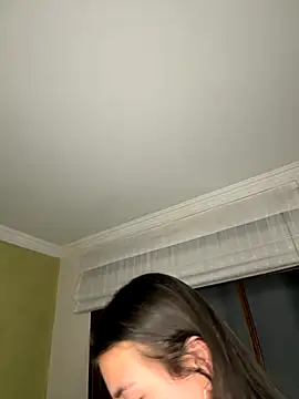 aurora divine online show from 09-11-25, 12:33