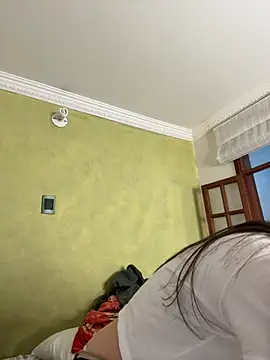 aurora divine online show from 09-17-25, 10:44