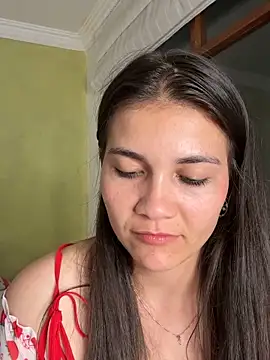 aurora divine online show from 09-21-25, 11:50