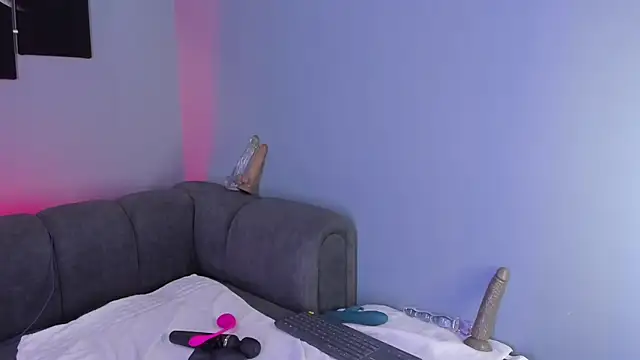 Snapshot of maddy_walker chatting on 01-21-25, 03:48 maddy walker online show from 01-21-25, 03:48