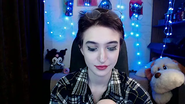 MilanaThorn online show from 02-23-25, 07:38