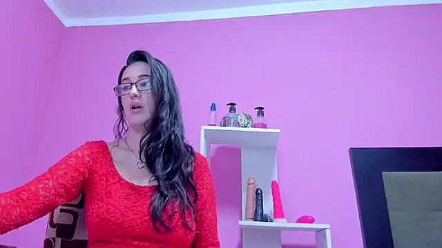 Snapshot of LolaBoobs chatting on 02-14-25, 01:13 LolaBoobs online show from 02-14-25, 01:13