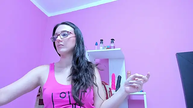 Snapshot of LolaBoobs chatting on 03-06-25, 04:30 LolaBoobs online show from 03-06-25, 04:30