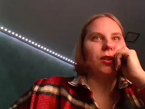 Thalia  Star online show from 01-08-25, 03:17