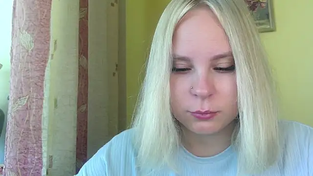 Thalia  Star online show from 09-10-25, 06:02